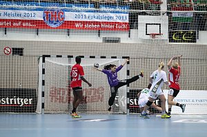THC unterliegt Györ 25:33