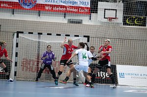 THC unterliegt Györ 25:33