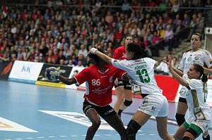 THC unterliegt Györ 25:33