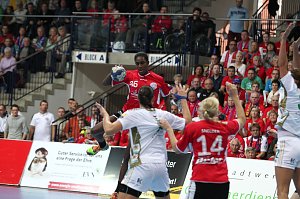 THC unterliegt Györ 25:33