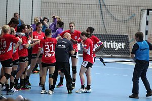 THC unterliegt Györ 25:33