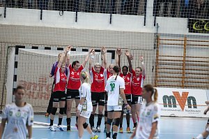 THC unterliegt Györ 25:33