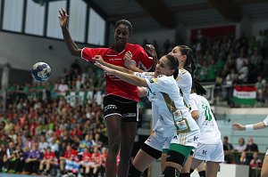 THC unterliegt Györ 25:33