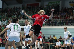 THC unterliegt Györ 25:33