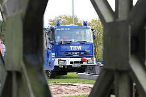 " Brückenbau im Thueringer Wald "