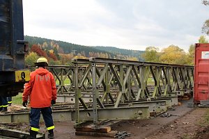 " Brückenbau im Thueringer Wald "