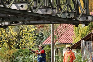 " Brückenbau im Thueringer Wald "