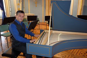 Instrument präsentiert