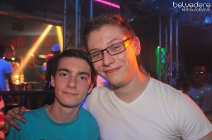 Feiern verbindet