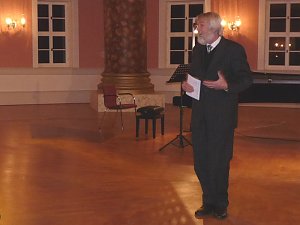 Konzert f&uuml;r neuen Fl&uuml;gel