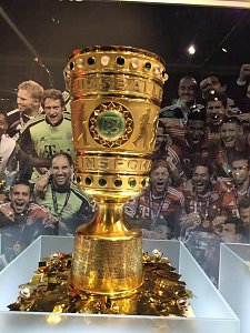 Auf Fanfahrt zum FC Bayern