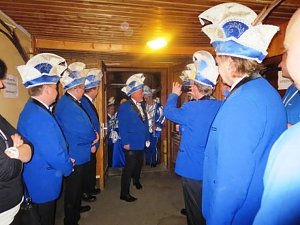 Blau-Wei&szlig; toppt den Ballermann