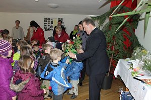 Zahlreiche Gratulanten kamen