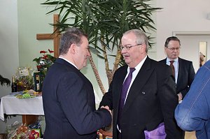 Zahlreiche Gratulanten kamen
