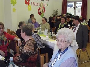 Frauentagsfeier mit G&auml;sten