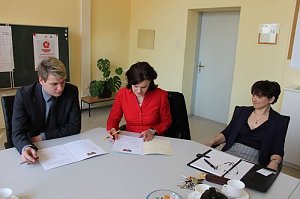 Am Vormittag wurde in Bad Frankenhausen eine Vereinbarung zum Erhalt des gymnasialen Schulstandortes in Bad Frankenhausen abgeschlossen...  Im Ergebnis der beschlossenen Schulnetzplanung f&uuml;r die Jahre
