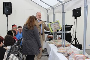 Feierliche Erweiterung