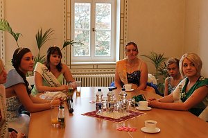 So charmant l&auml;chelt der Kyffh&auml;userkreis