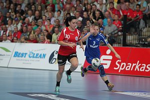 THC gewinnt erstes Champion League Spiel klar mit 33:20