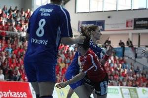 THC gewinnt erstes Champion League Spiel klar mit 33:20