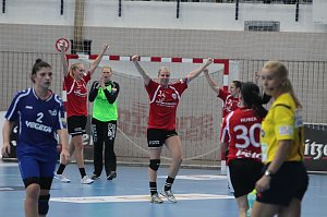 THC gewinnt erstes Champion League Spiel klar mit 33:20