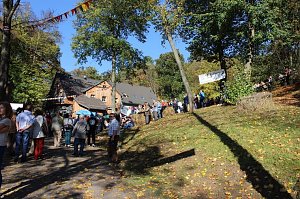 Massenandrang an der Barbarossah&ouml;hle