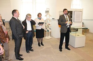 Exzellente Geschichtsstunde mit Premiere