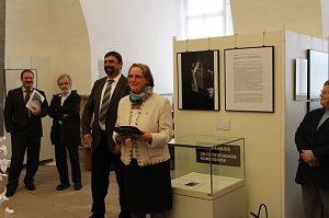 Exzellente Geschichtsstunde mit Premiere