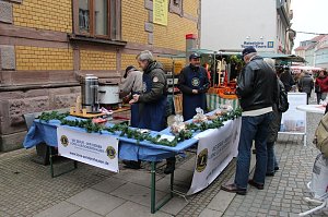 Adventsmarkt gut besucht