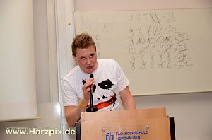 Poetry Slam der Hochschule