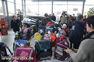 Viel los in der Autowelt Peter