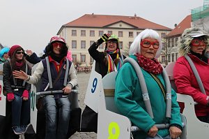 Party auf dem Anger