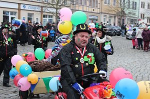 Party auf dem Anger