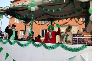 Närrinnen und Narren zogen durch Sondershausen (2)