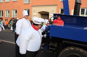 Närrinnen und Narren zogen durch Sondershausen (2)