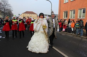 Närrinnen und Narren zogen durch Sondershausen (2)