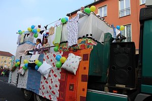 Närrinnen und Narren zogen durch Sondershausen (2)