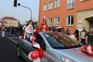 Närrinnen und Narren zogen durch Sondershausen (2)