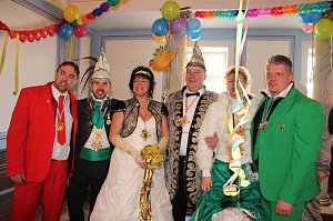 Party auf Markt und im Rathaus (2)