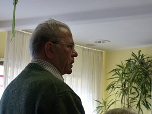Übergabe der Bauschutzbrillen an Abgeordneten des Landtages