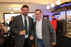 Caf&eacute; Pille und 10 Wohnungen