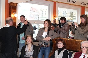 Caf&eacute; Pille und 10 Wohnungen
