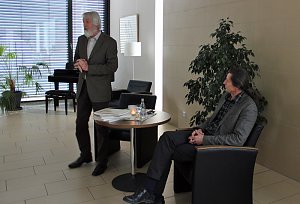 Mit neuem Buch im Kulturcaf&eacute; - Walter Sachs