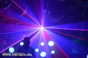 Houseverliebt im Club Buddha