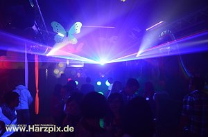 Houseverliebt im Club Buddha