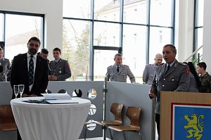 K&ouml;stlicher Abschiedsgru&szlig;