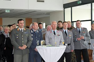 K&ouml;stlicher Abschiedsgru&szlig;