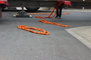 Totenbr&uuml;cke eingeh&auml;ngt