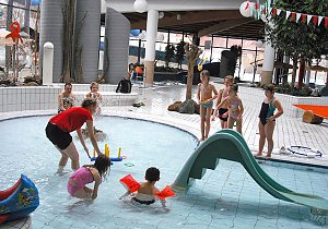 Gro&szlig;e Kindertagsparty in der Kyffh&auml;user-Therme
