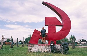 Mit dem Fahrrad der Sonne entgegen